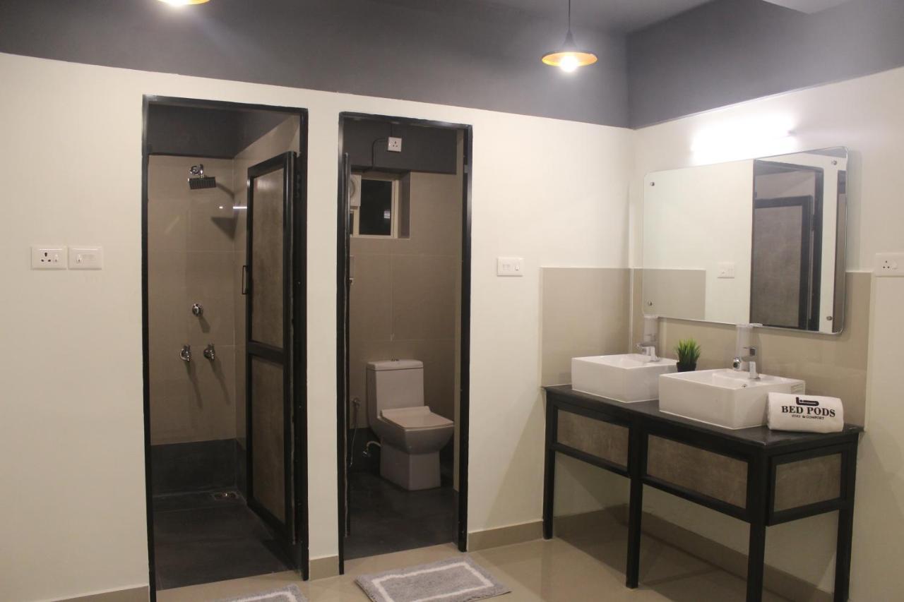 Bed Pods Albergue Thiruvananthapuram Exterior foto