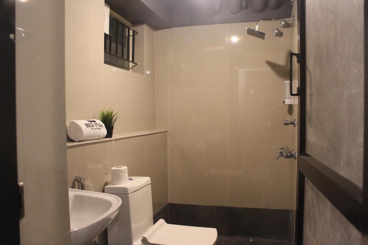 Bed Pods Albergue Thiruvananthapuram Exterior foto