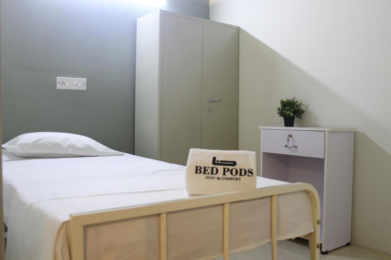 Bed Pods Albergue Thiruvananthapuram Exterior foto